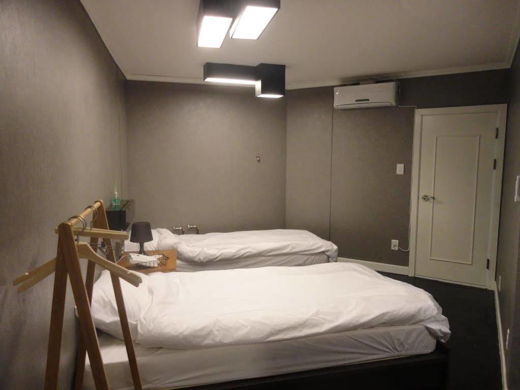Xeromine Guesthouse Itaewon Seoul Exterior foto